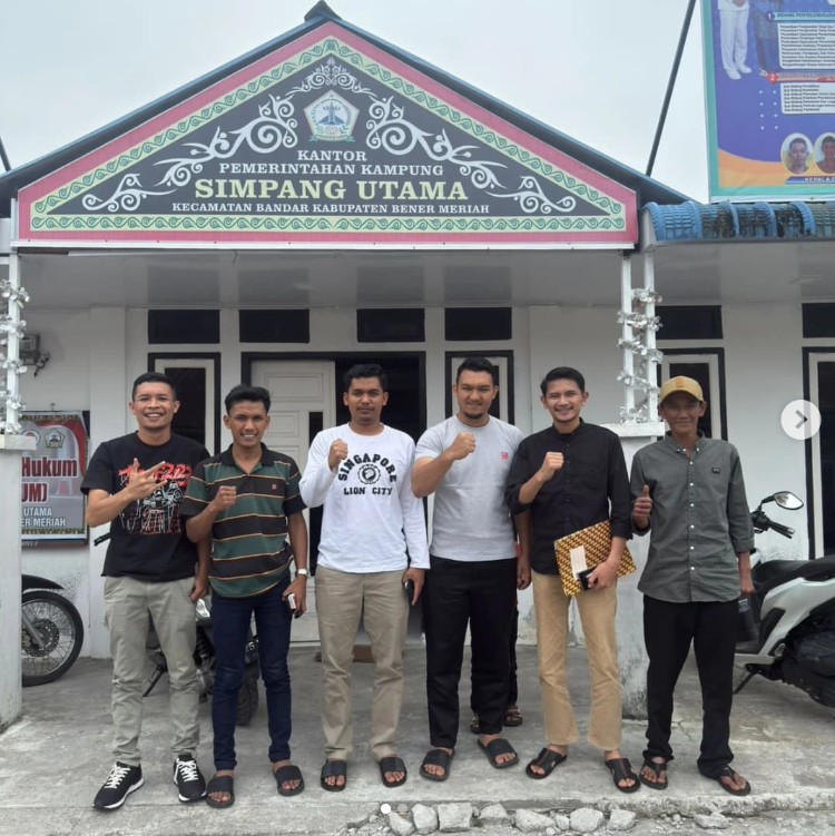 Kunjungan Pong Bapak Salwani. SKM Di Kantor Pemerintahan Kampung Simpang Utama 